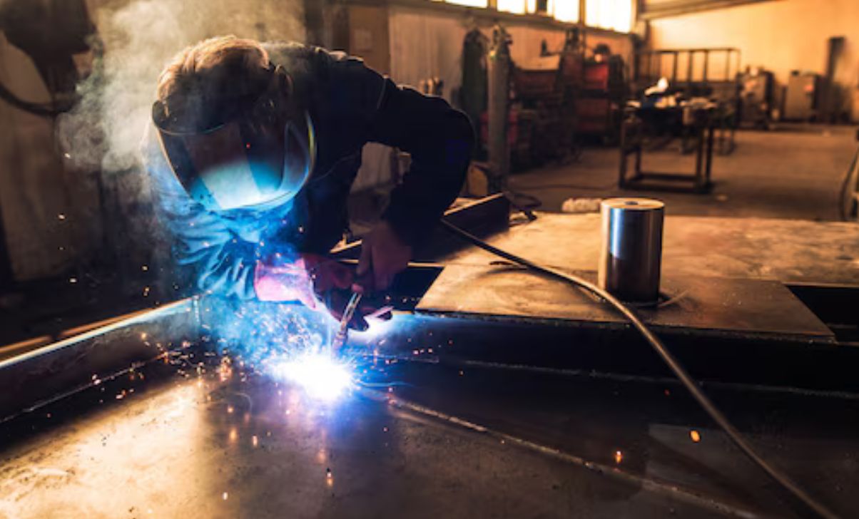 Welding Worker Kosovo